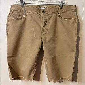 GAP Tan Women’s Shorts